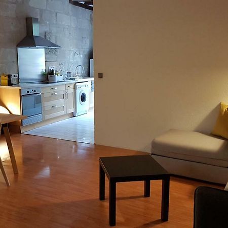 Appartement Quartier Historique Proche Des Halles Tours Esterno foto